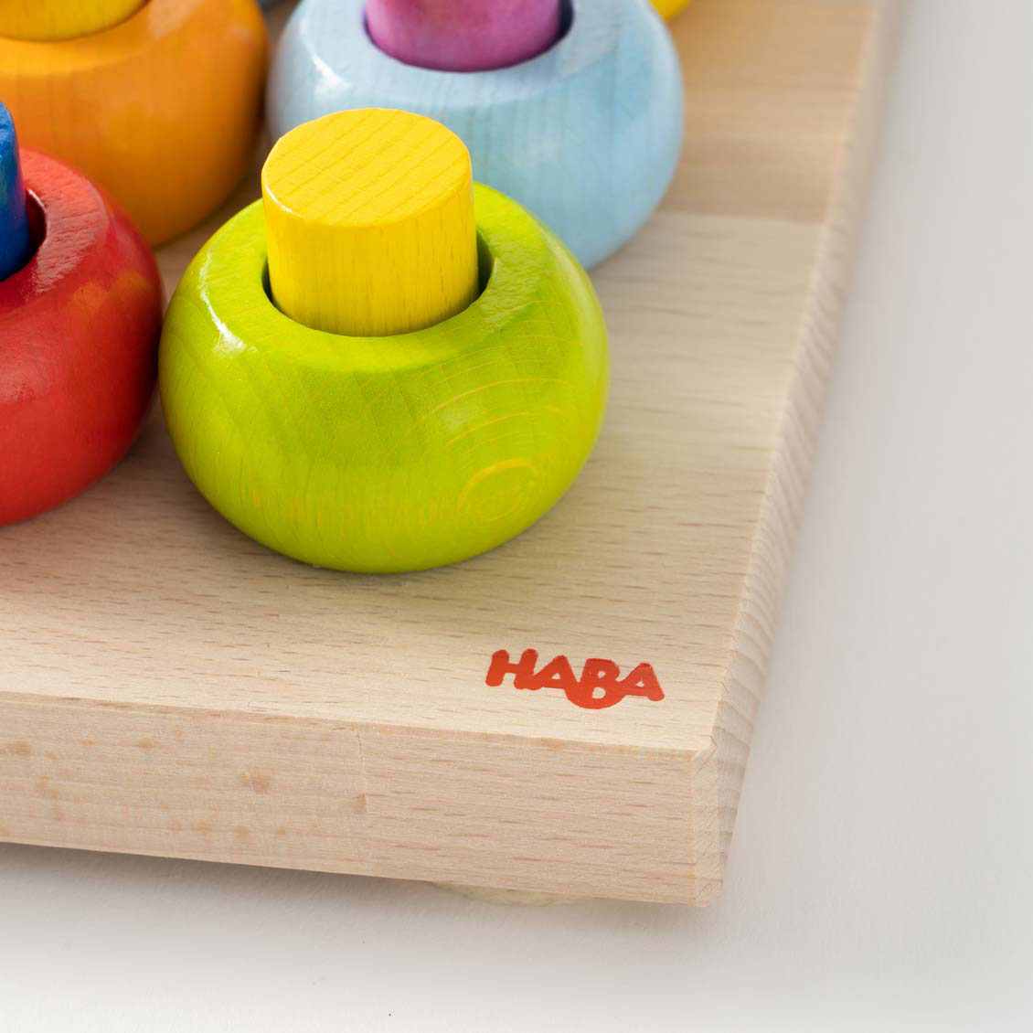 ［1歳半-］カラーリングのペグ遊び〈ペグさし〉HABA｜1歳のおもちゃ・知育玩具通販 STUDY PARK